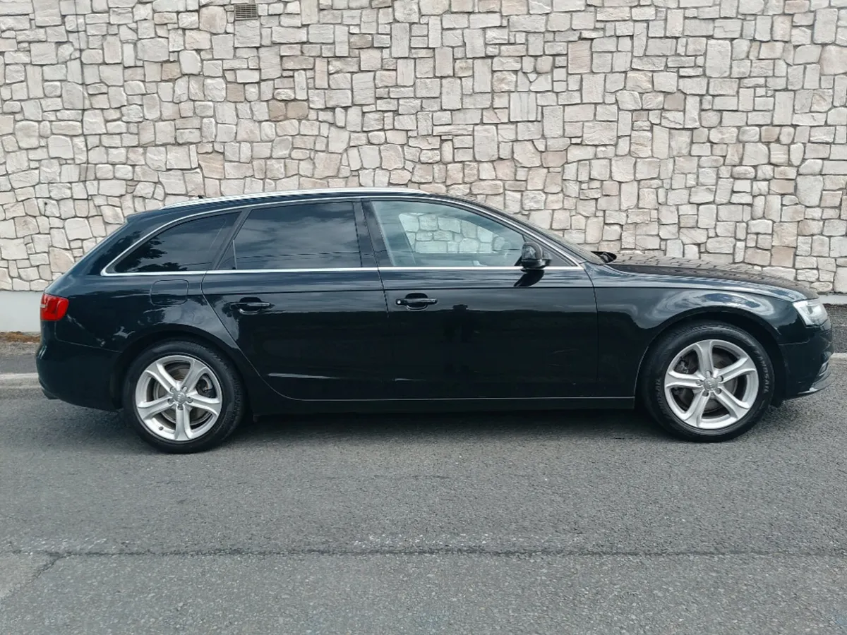 Audi A4 5DR Auto - Image 2