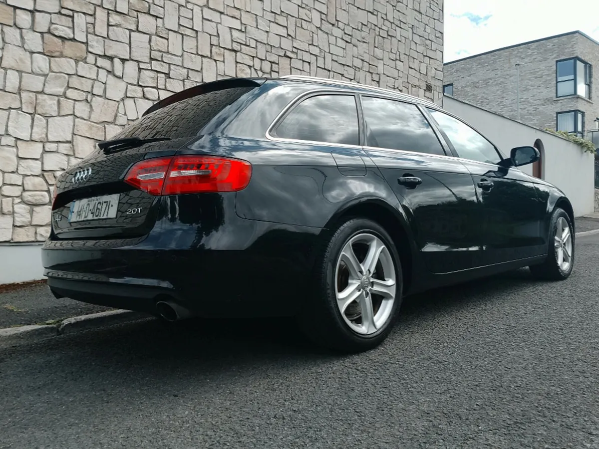 Audi A4 5DR Auto - Image 3
