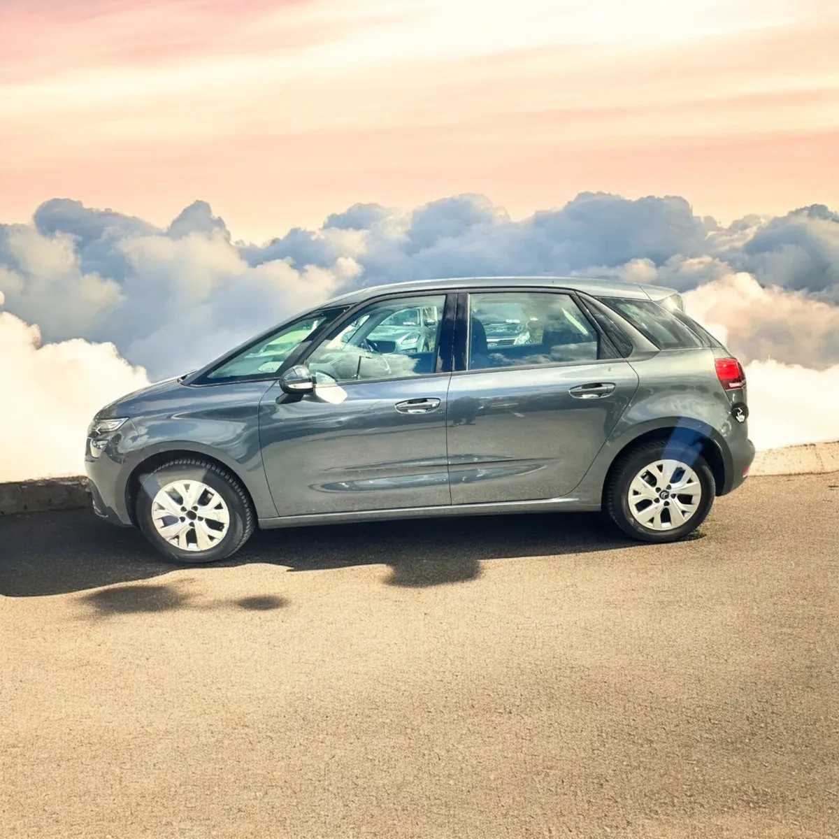 Citroen C4 BlueHDi 100 Touch Low Miles - Image 3