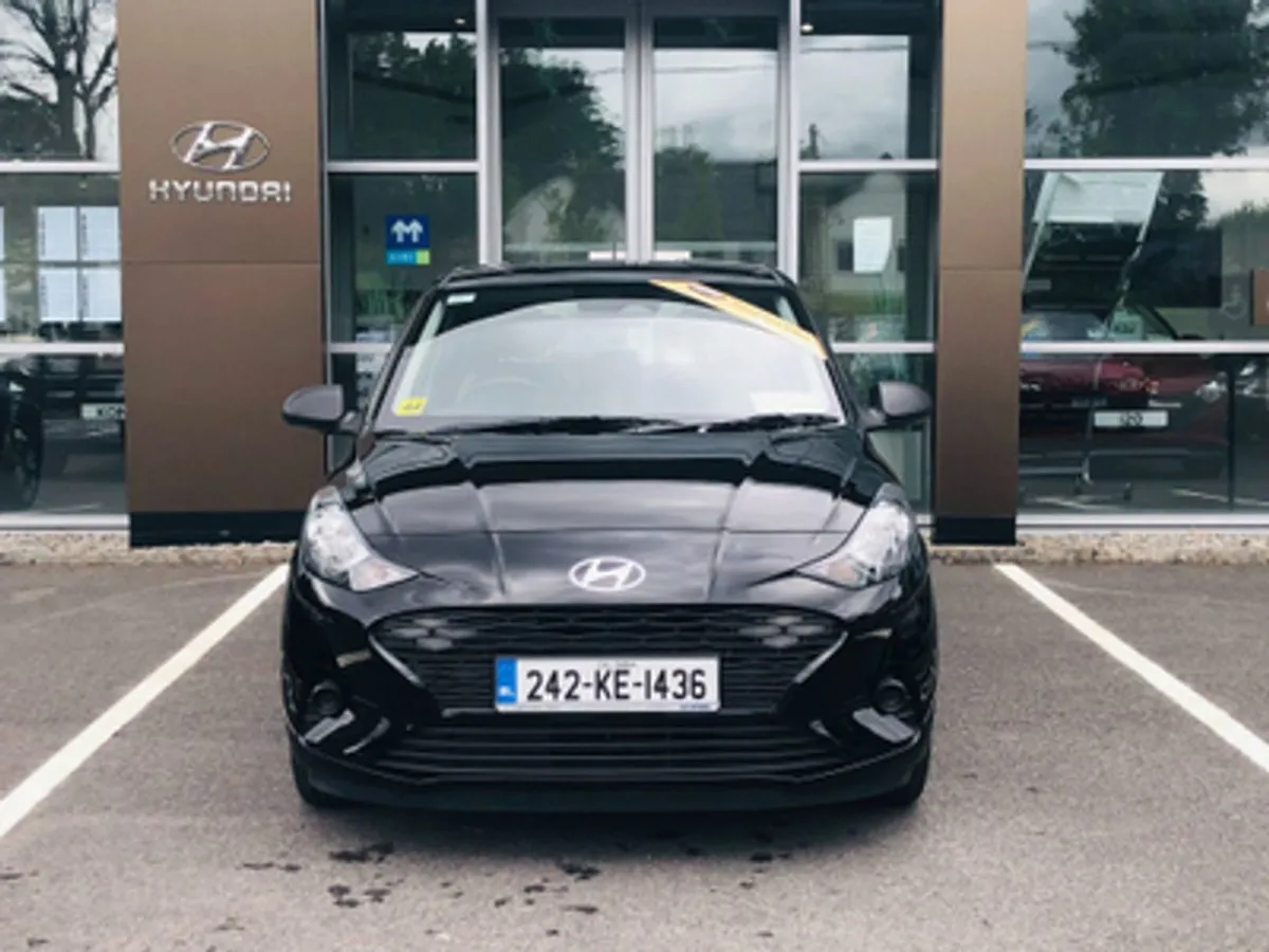 Hyundai i10 Classic 1.0 Petrol  demonstrator Sale - Image 2