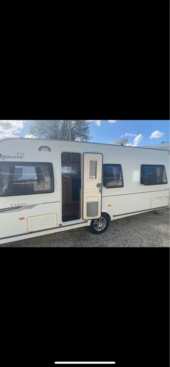 Caravan - Image 2