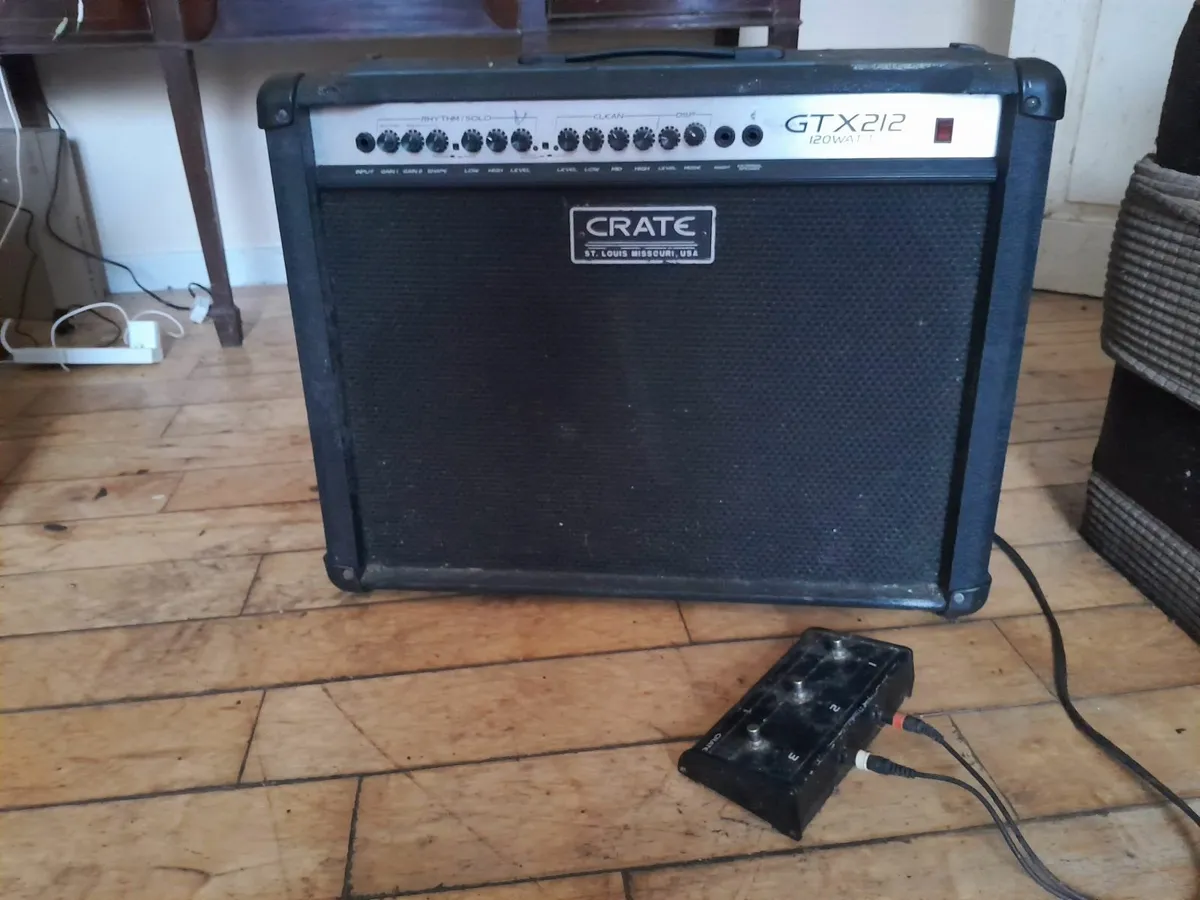 Crate amp wth pedal - Image 2