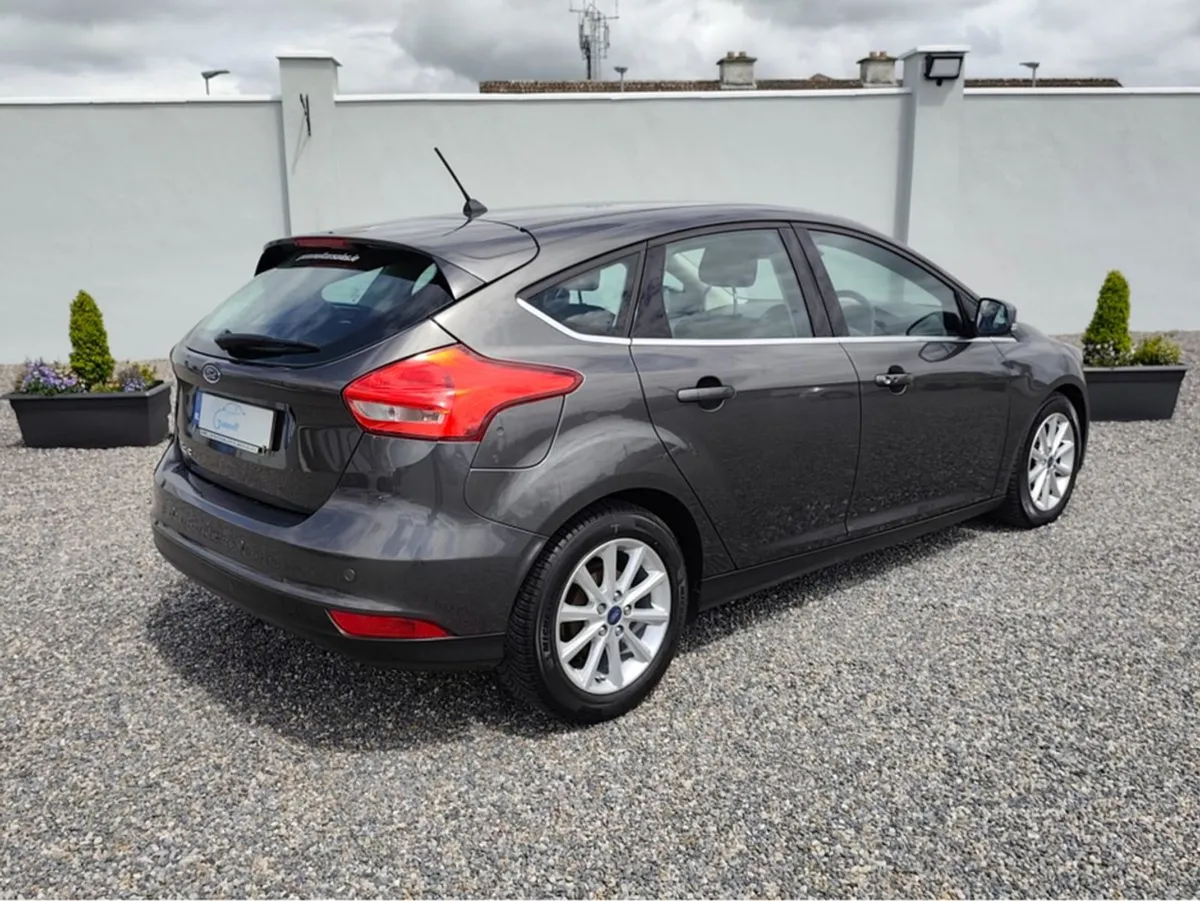 Ford Focus Low Miles Titanium Tdci - Image 2