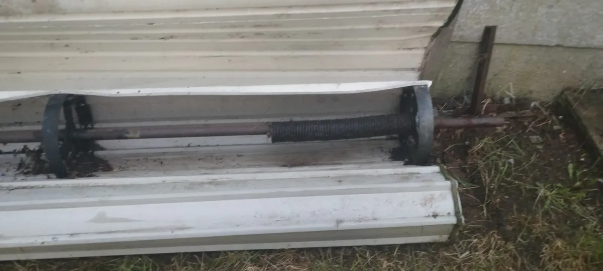 Garage Door - Image 4