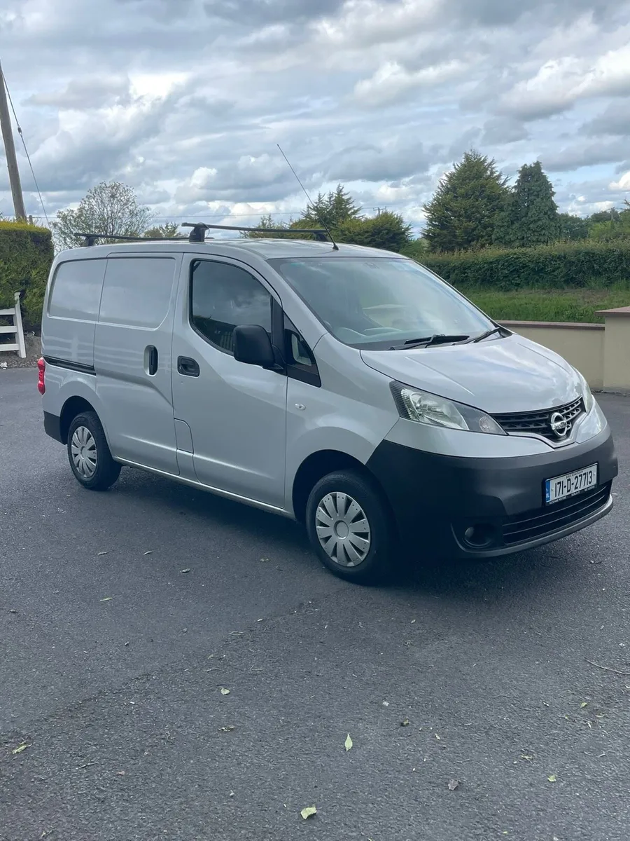 2017 Nissian Nv200 DOE 09/26 TAX 09//25 - Image 1