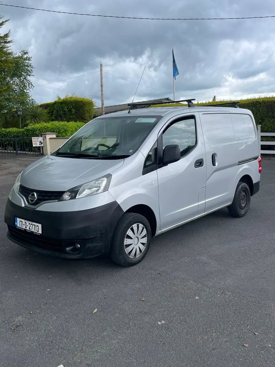 2017 Nissian Nv200 DOE 09/26 TAX 09//25 - Image 2