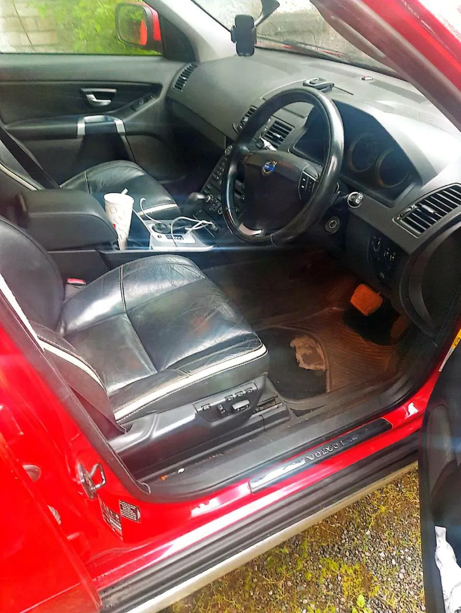 Volvo XC90 SE SPORT D5 - Image 2