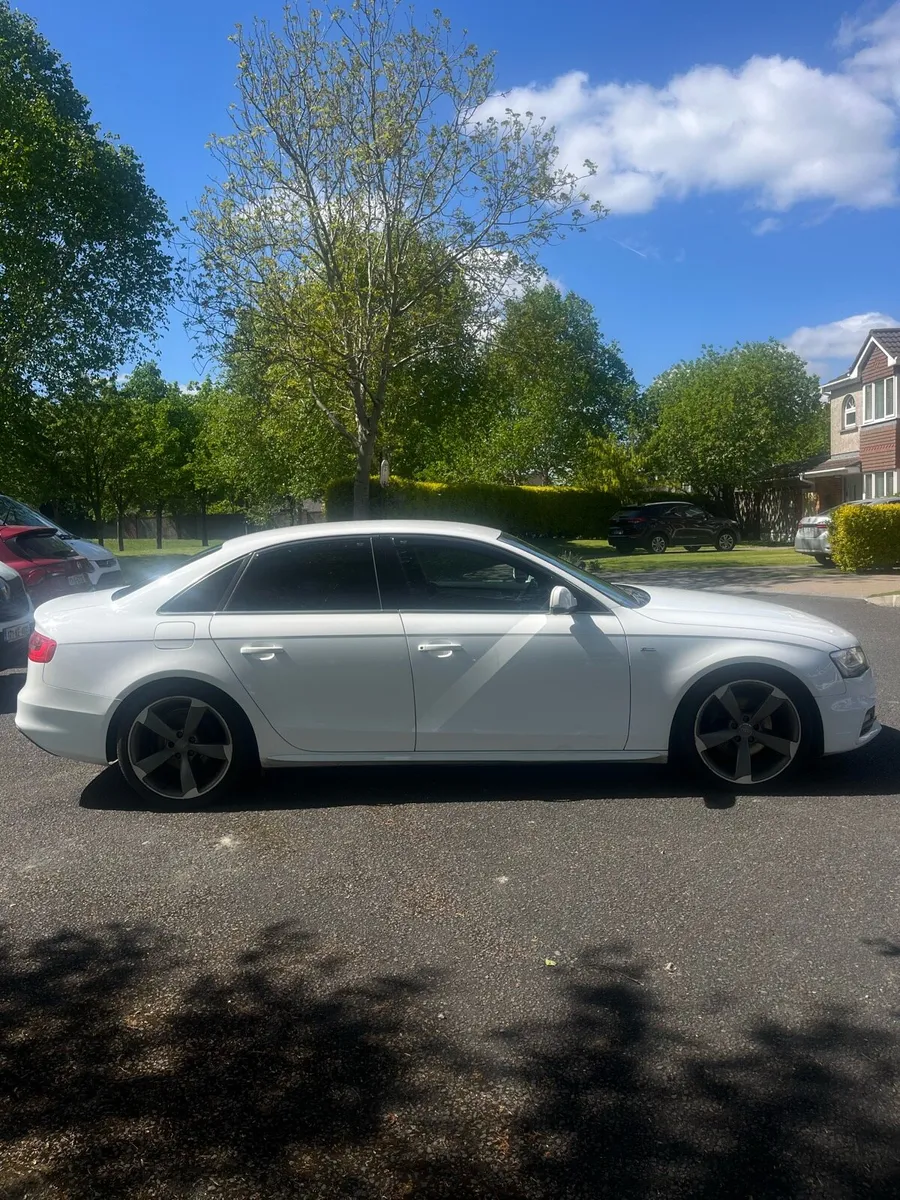 AUDI A4 TDI 120bhp SLine - Image 2