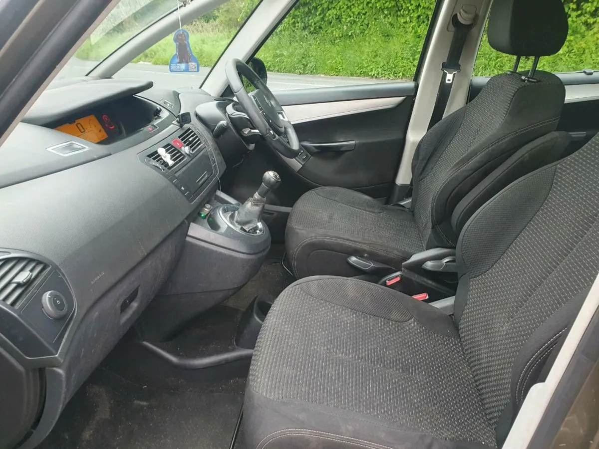 Citroen C4 Picasso. 7 seater. - Image 3