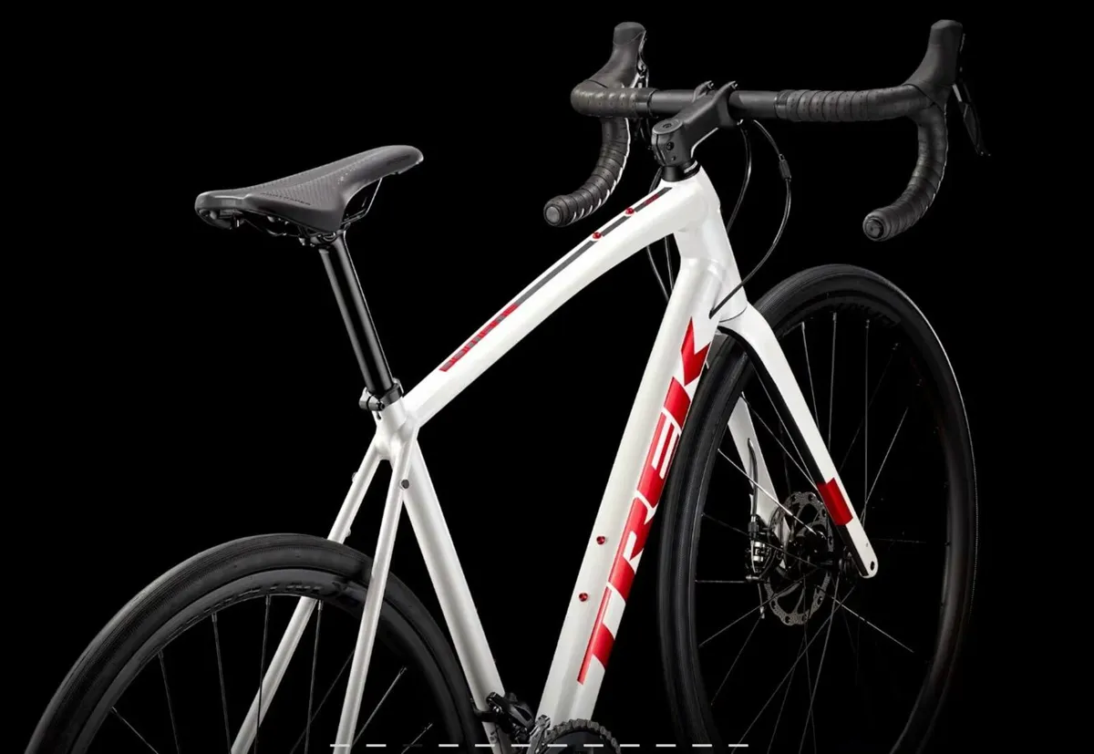 Trek Domane AL 3 Disc - Size 56 - Image 3