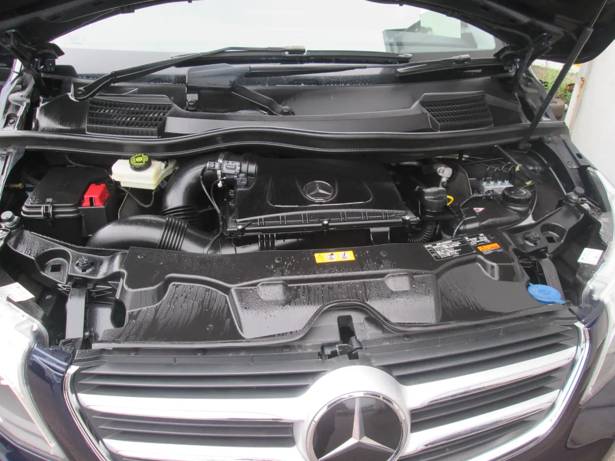 2018 mercedes v class - Image 4