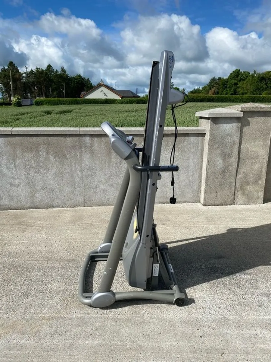 Horizon Treadmill - Image 3