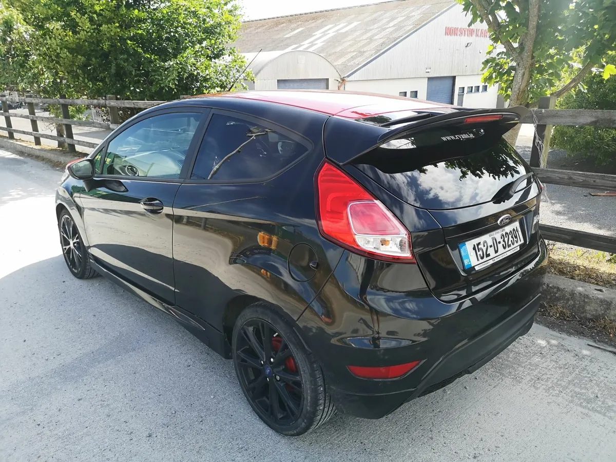 Ford Fiesta 2015 1.0 Zetec S Black NCT 01/27 - Image 4