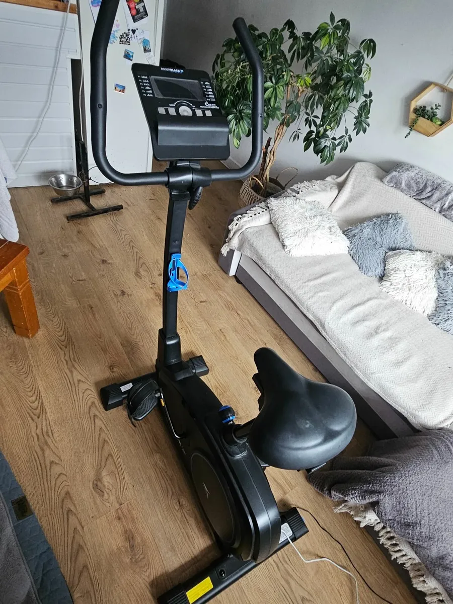 Indoor exercise bike - Image 1
