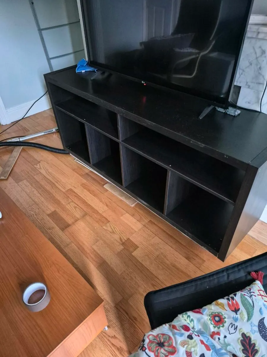 Storage shelf unit - Image 1