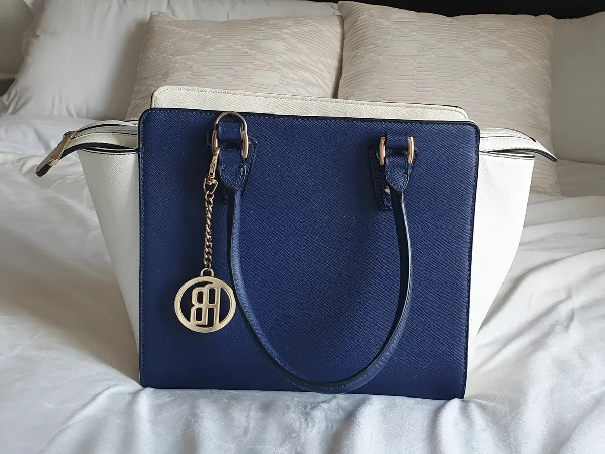 Ann Brooks navy bag - Image 1