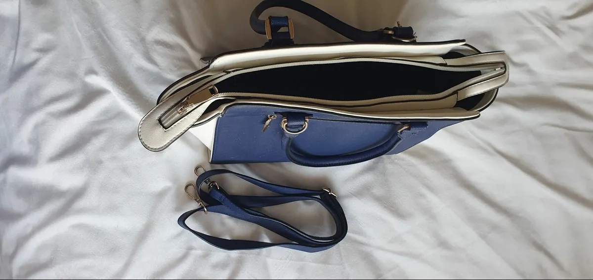 Ann Brooks navy bag - Image 2