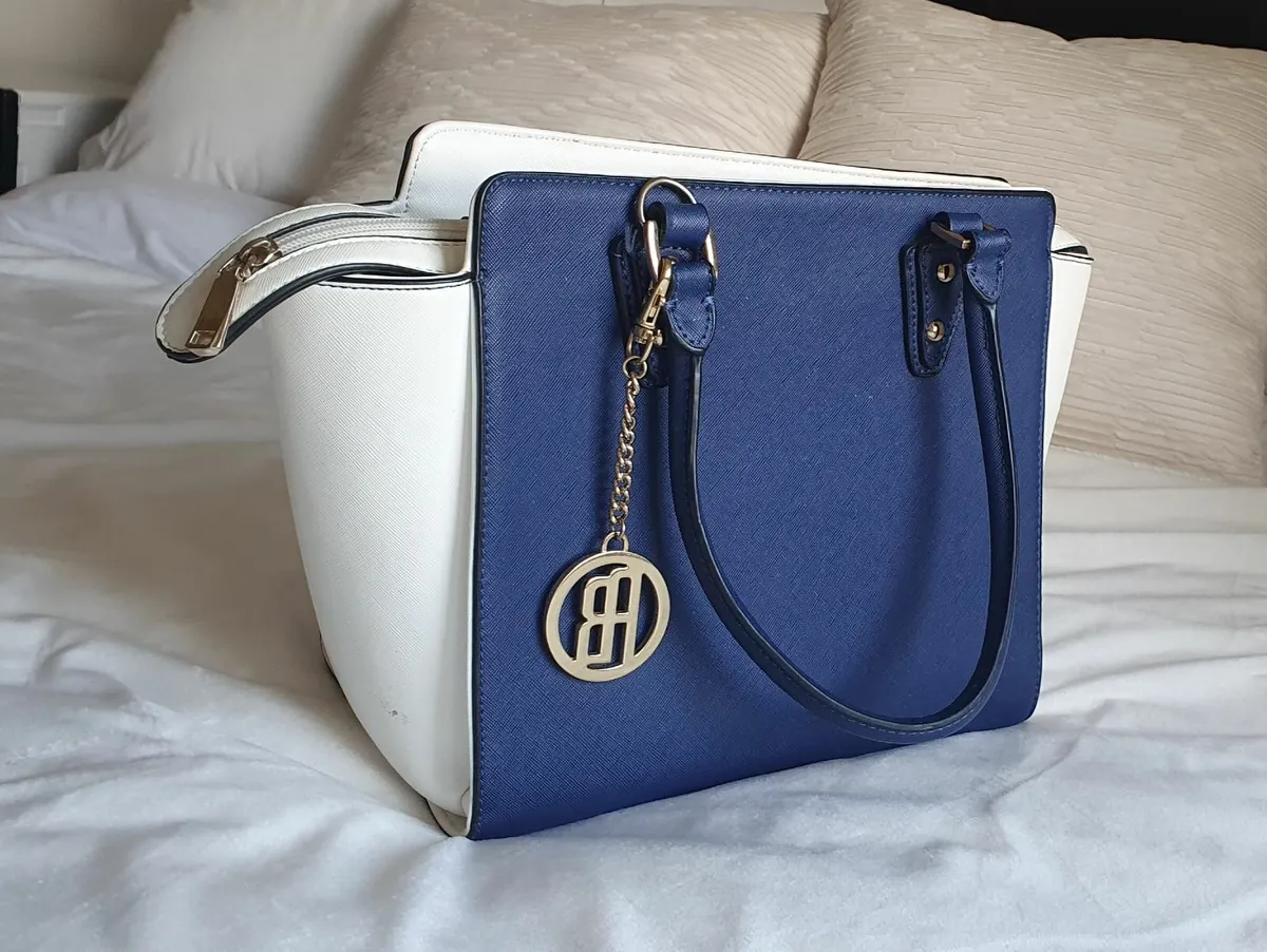Ann Brooks navy bag - Image 3