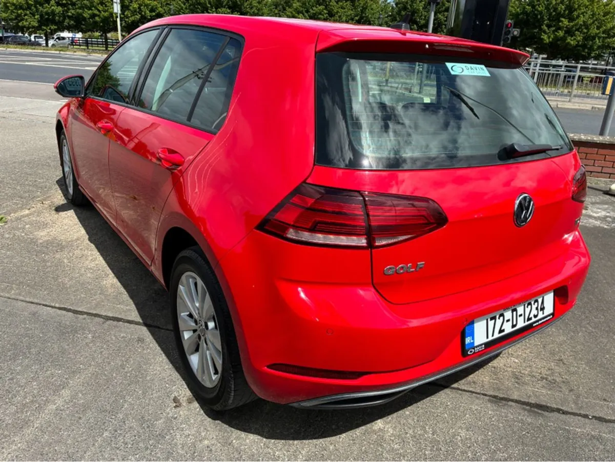 Volkswagen Golf Comfortline 1.6 TDI Manual 5speed - Image 4