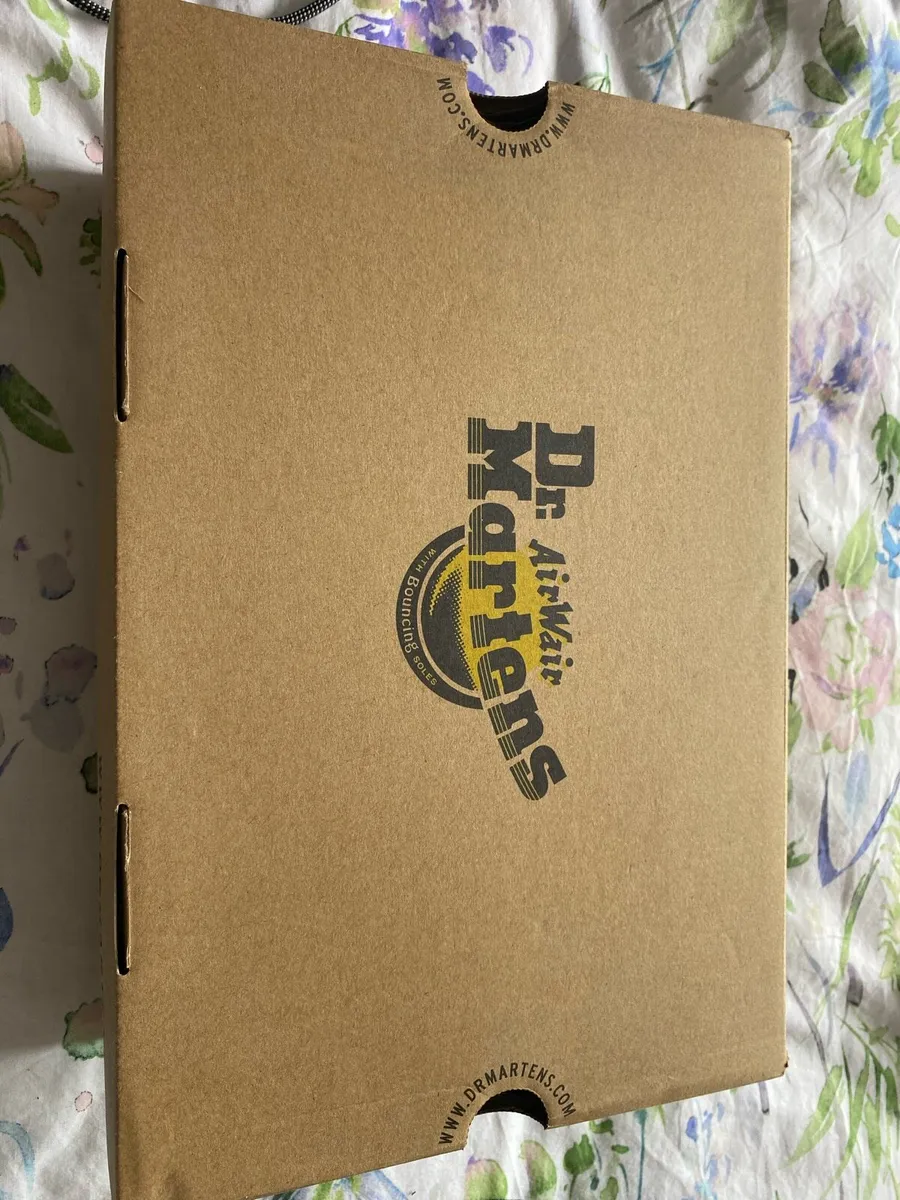 Dr martens men’s shoes (new) - Image 3