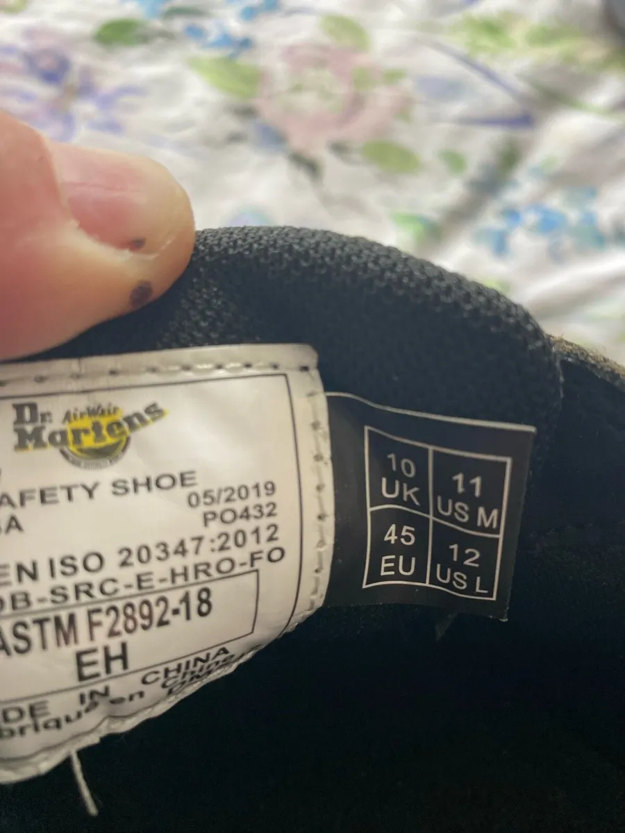 Dr martens men’s shoes (new) - Image 4