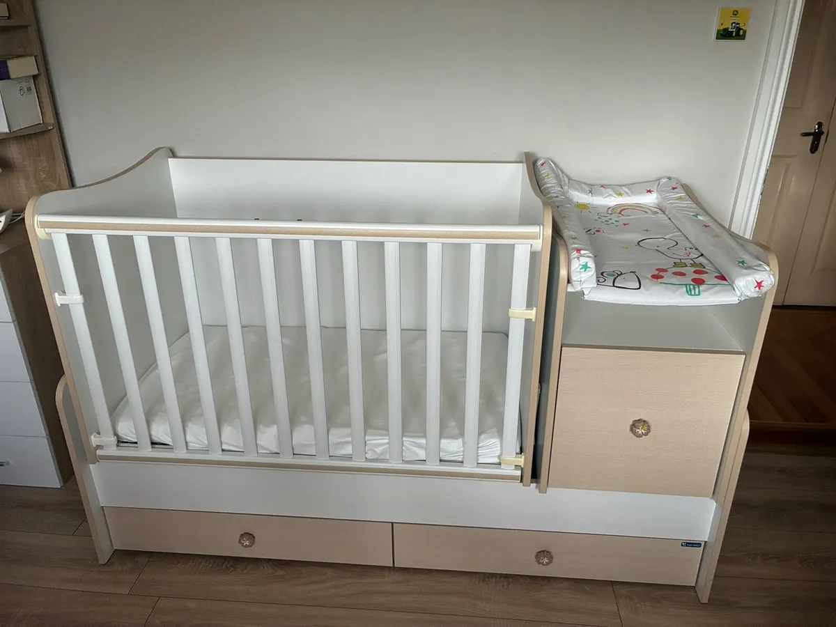 5-in-1 Cot/Toddler bed - Image 1