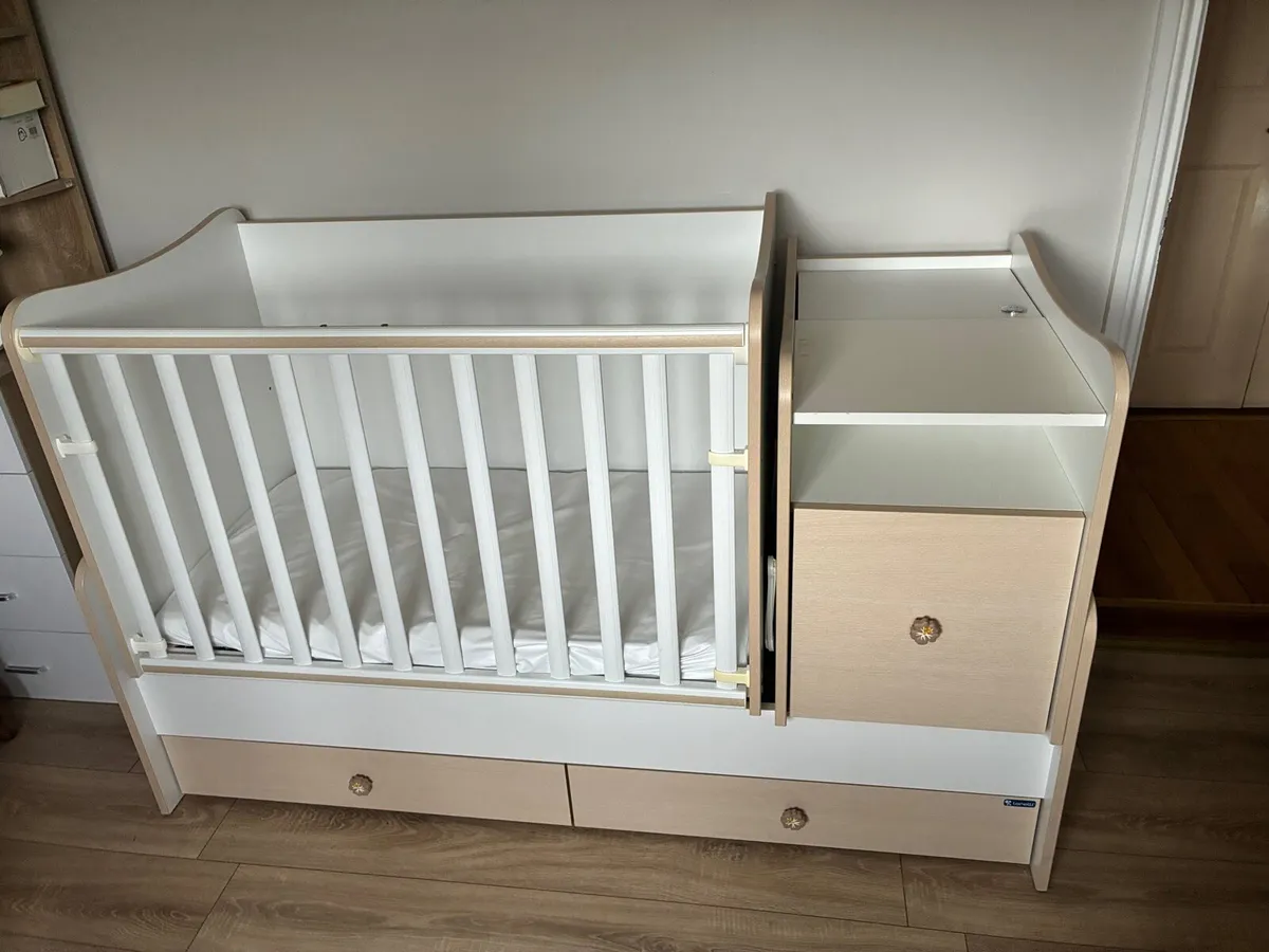 5-in-1 Cot/Toddler bed - Image 2