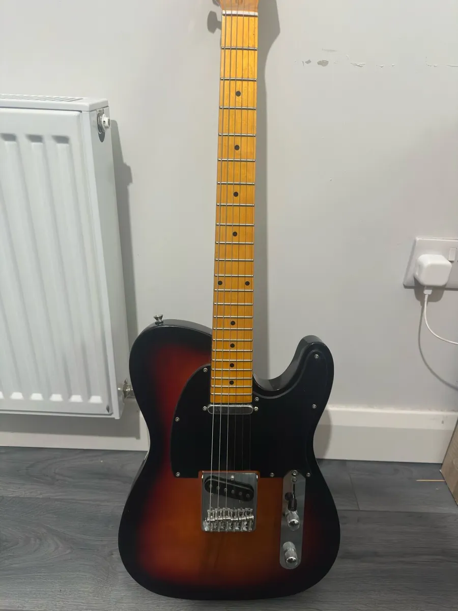 Knoxville Electric Guitar by Gear4music, Sunburst - Image 2