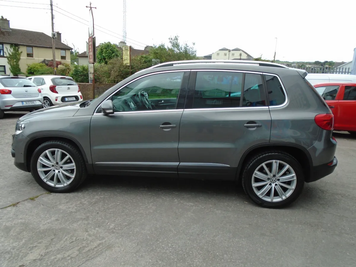 Volkswagen Tiguan 2015 - Image 4