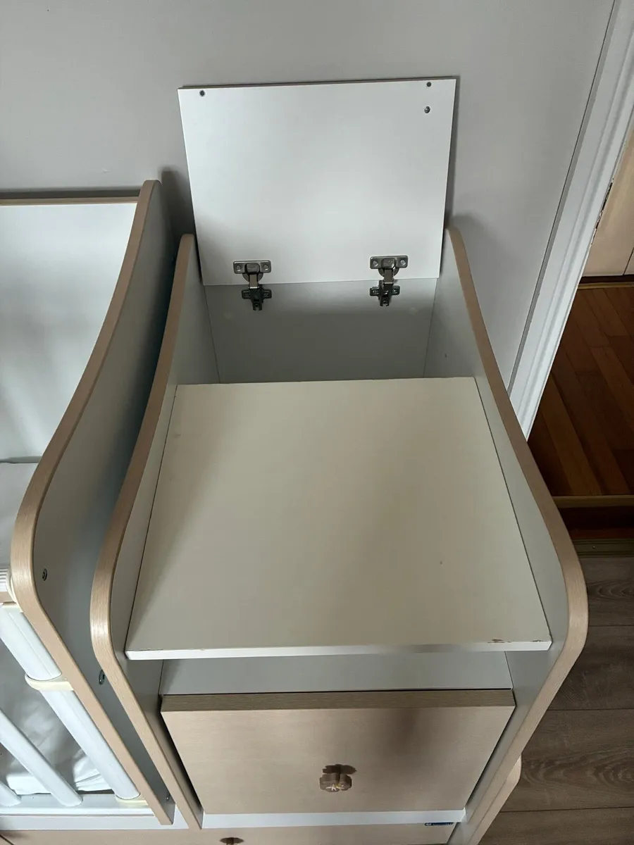 5-in-1 Cot/Toddler bed - Image 3