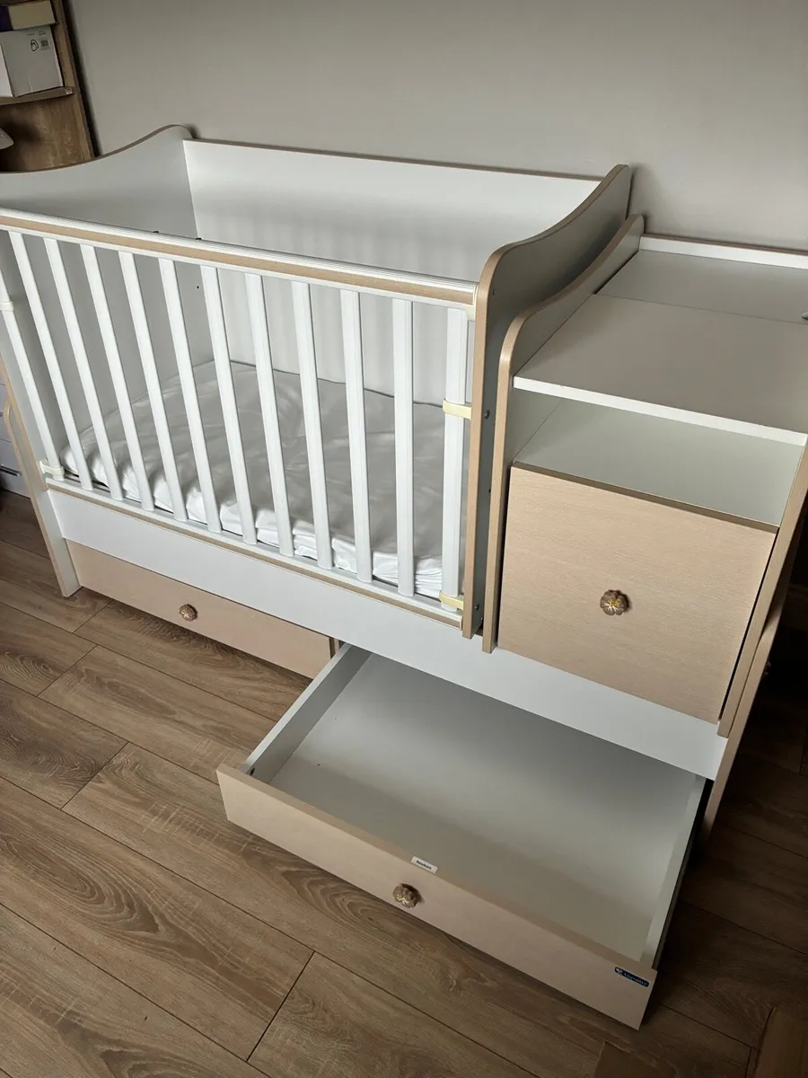 5-in-1 Cot/Toddler bed - Image 4
