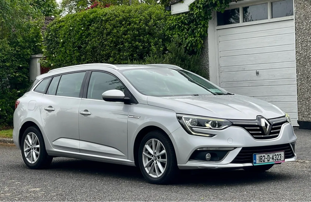 2018 Renault Megane Sport Tourer TOP SPEC - Image 2