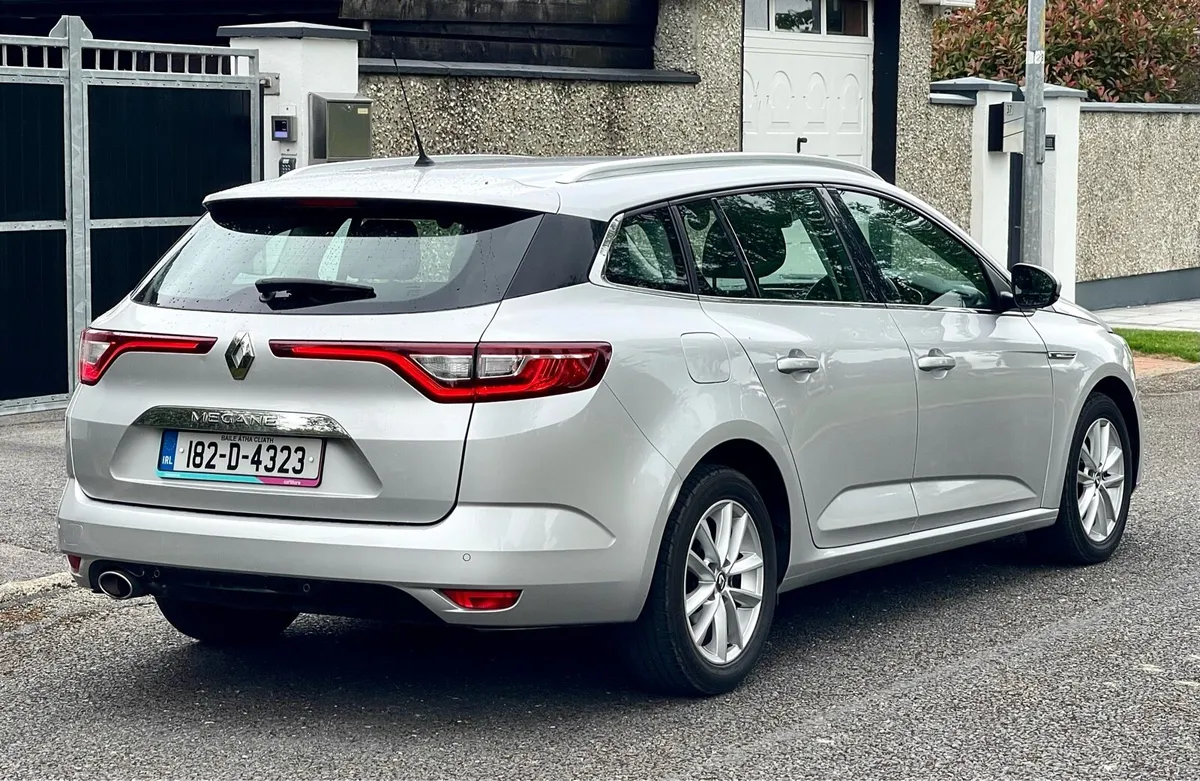 2018 Renault Megane Sport Tourer TOP SPEC - Image 4