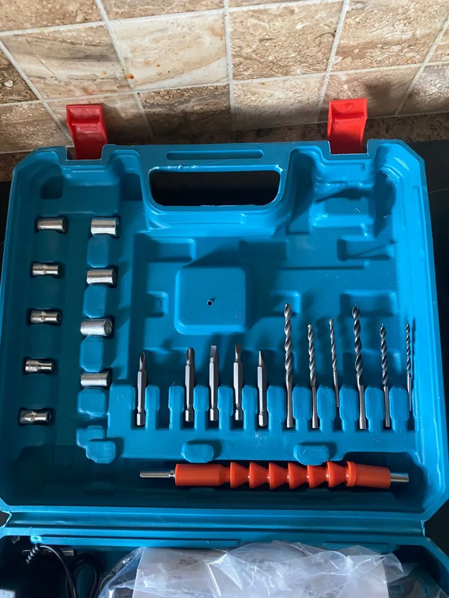 Power drill - Image 2