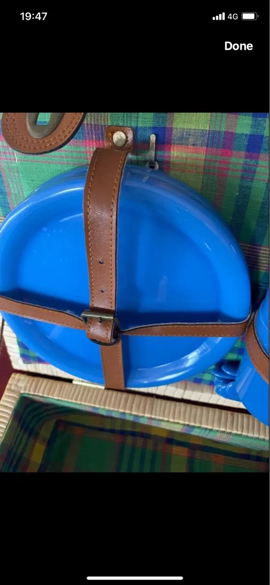 Wi let Picnic Basket - Image 4