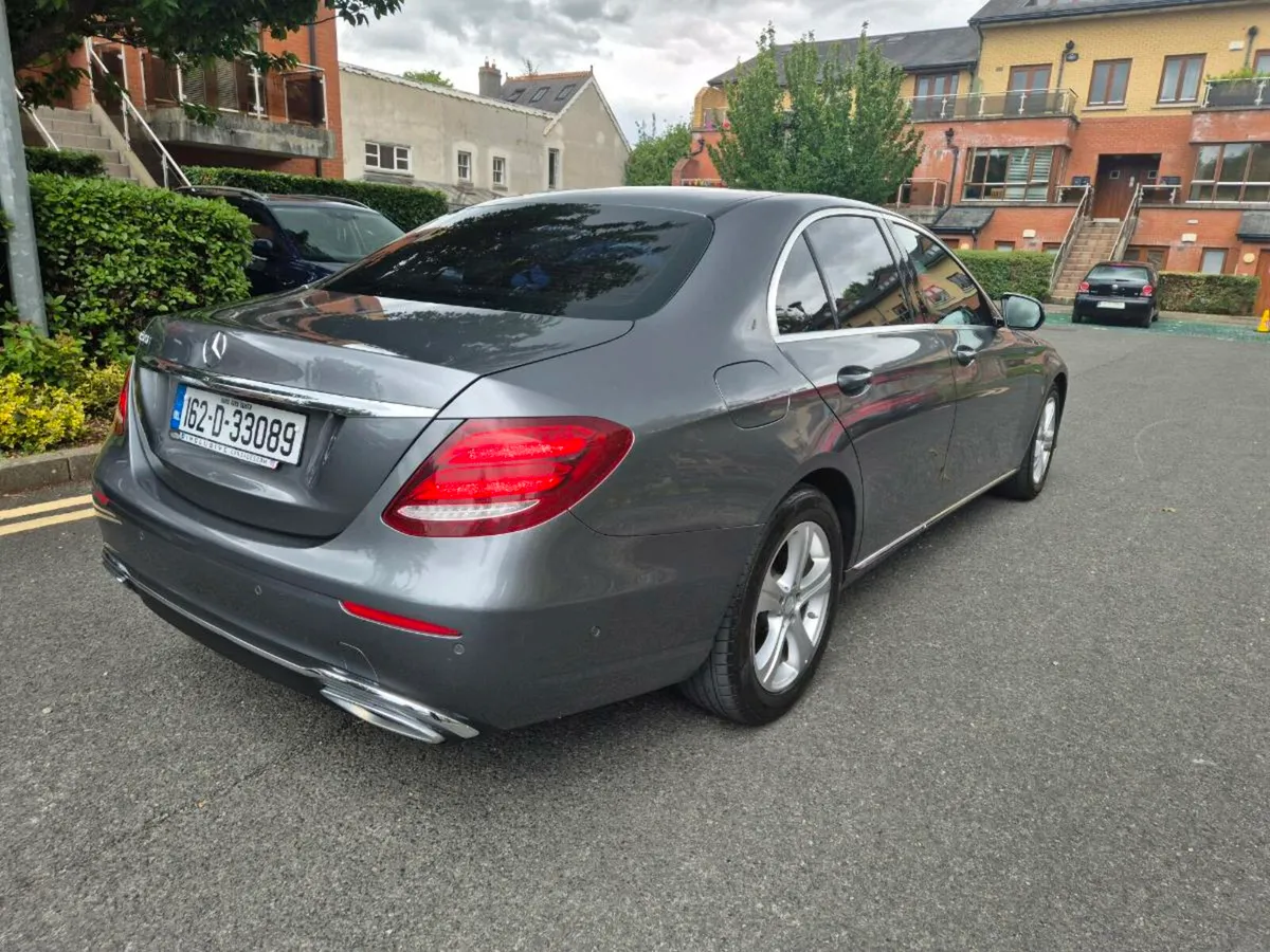 2016 Mercedes E220 For sale - Image 2