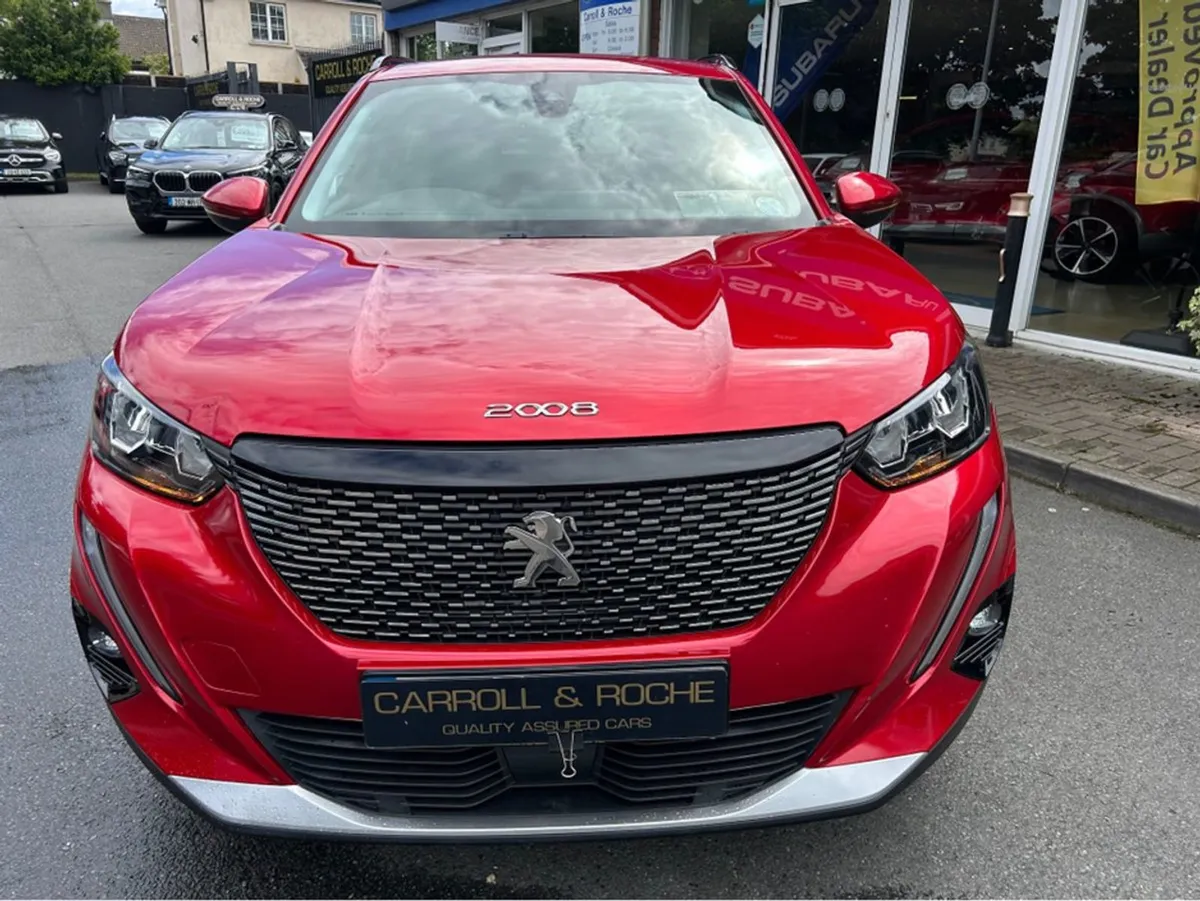Peugeot 2008 Allure 1.2 Beautiful High-spec. SUV - Image 4