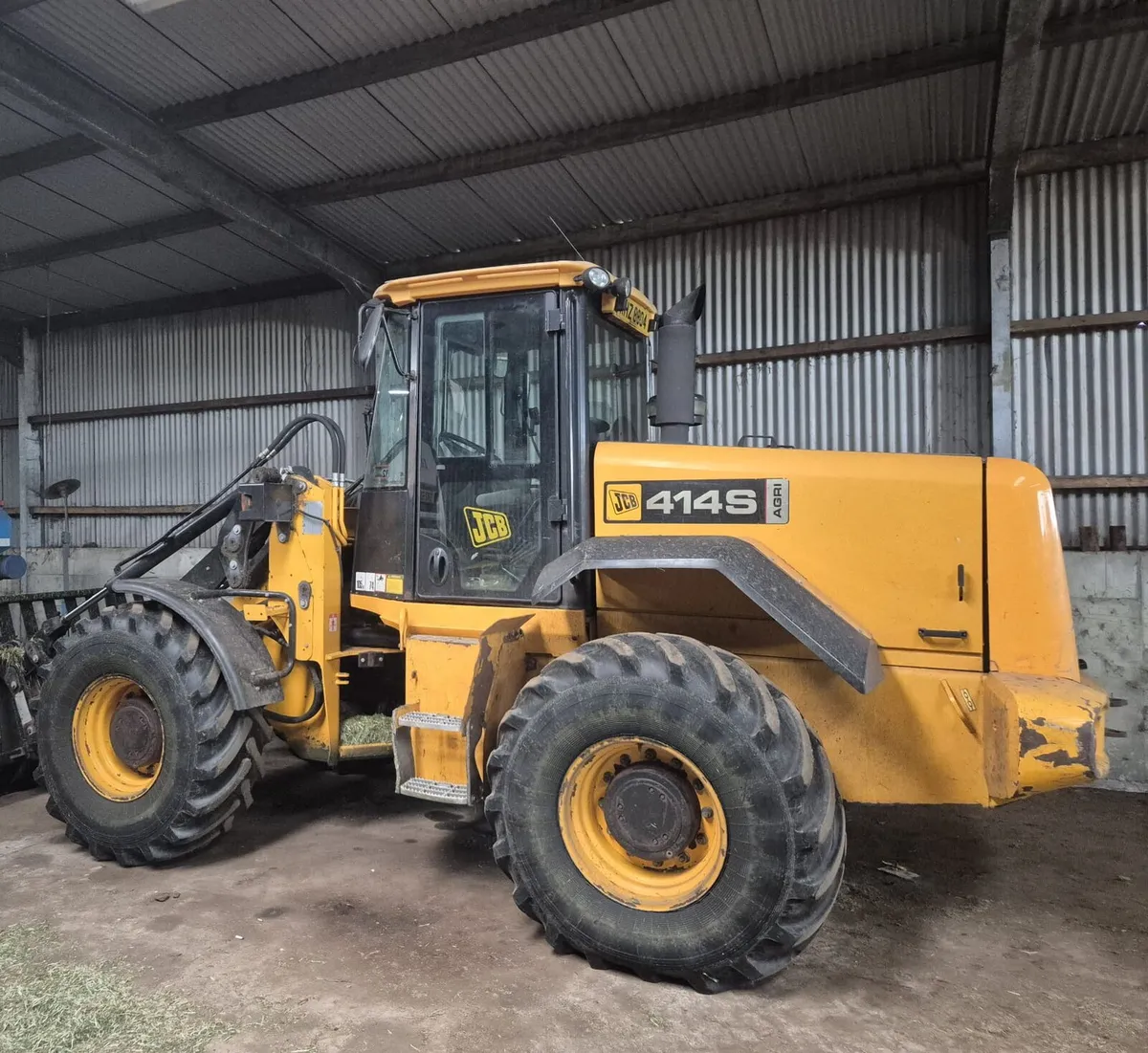 Jcb 414 - Image 1