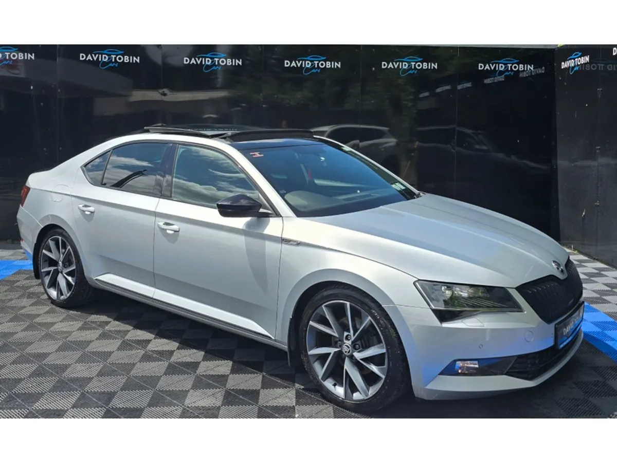Skoda Superb Sport 2.0 TDI 150HP - Image 2