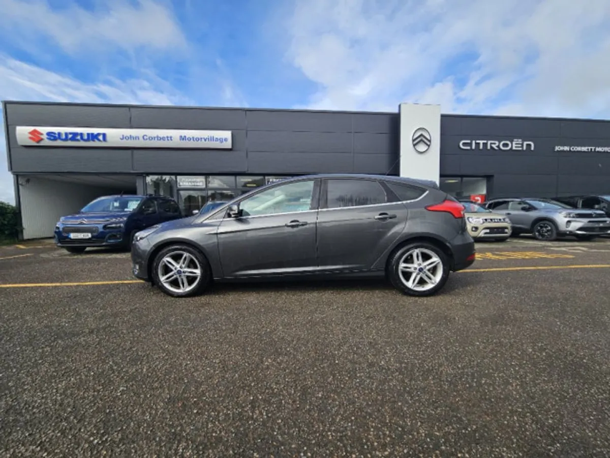 Ford Focus 1.5 Tdci Titanium S/S 120PS 5DR - Image 2