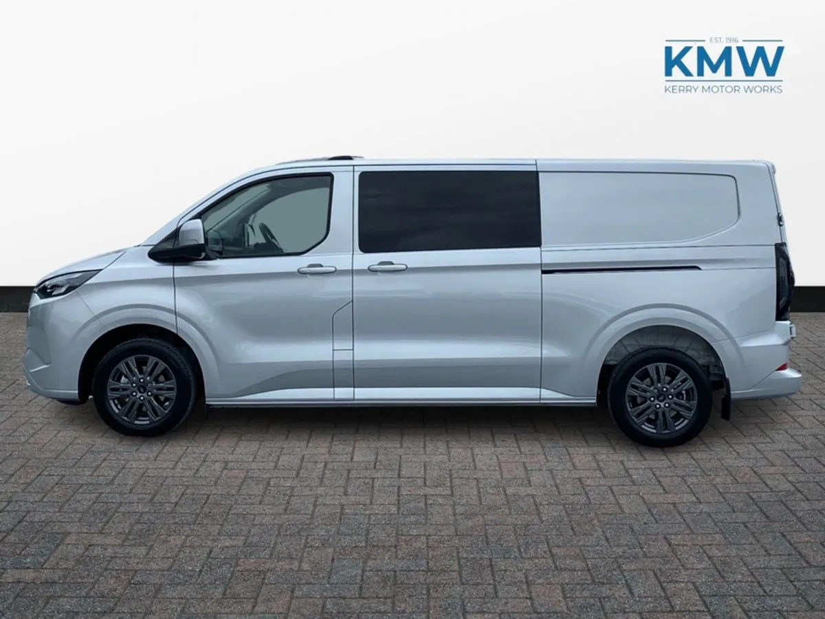 Ford Transit Custom 2.5 LWB Limited Multicab 5 Se - Image 1