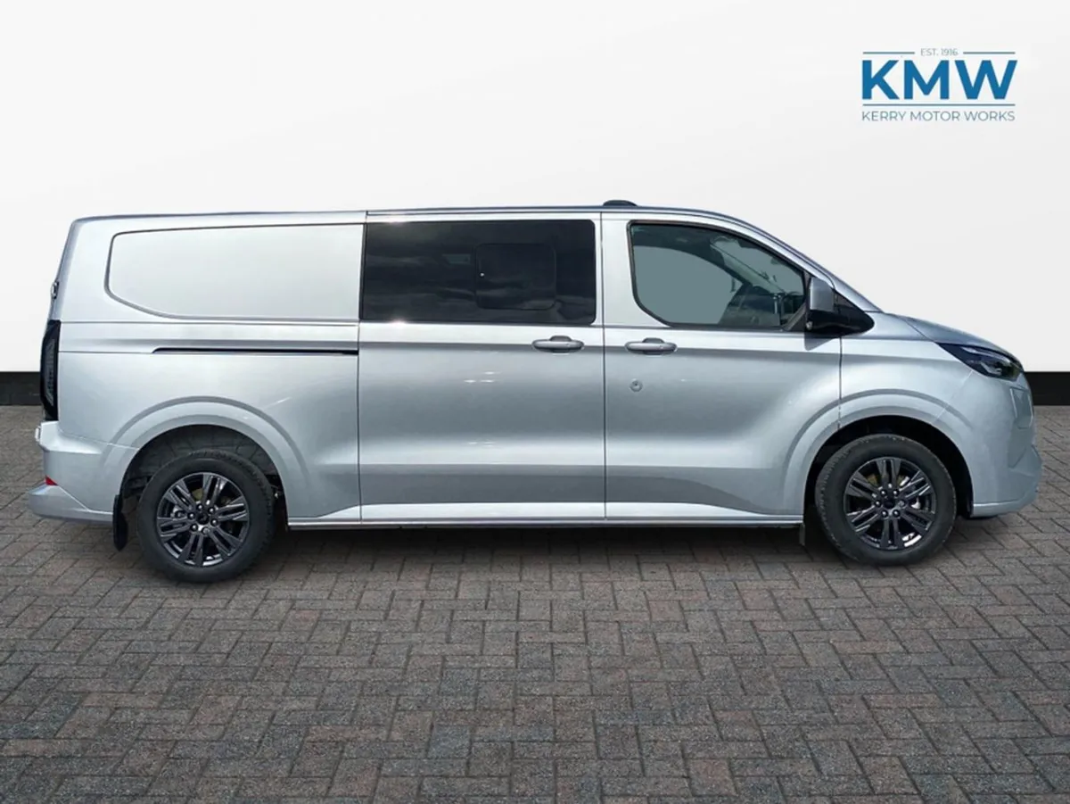 Ford Transit Custom 2.5 Crewcab Limited Phev 225B - Image 1