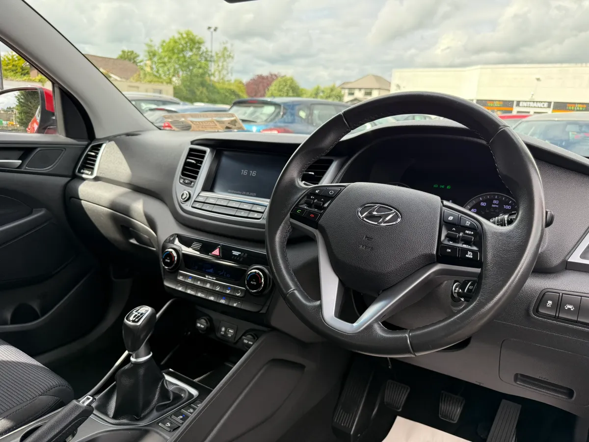 152 Hyundai Tucson 1.7 Diesel - Low Mileage - Image 4