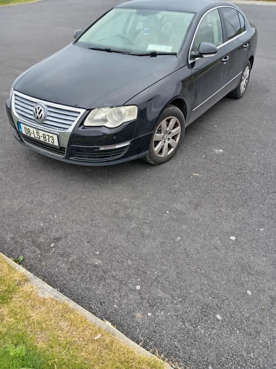 VW Passat 08 - Image 2