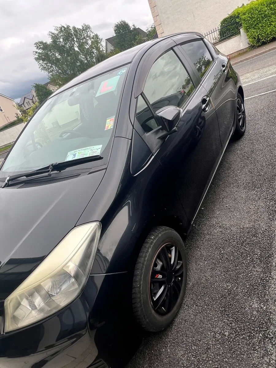 2013 Toyota Vitz 1.3 Auto moving to Dublin on 3rd - Image 2