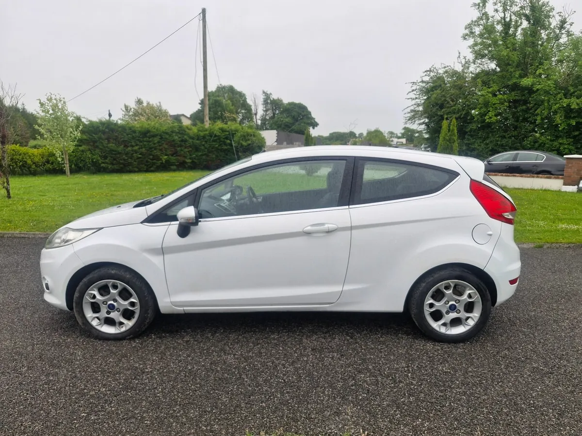2012 FORD FIESTA 1.2 PETROL - Image 1