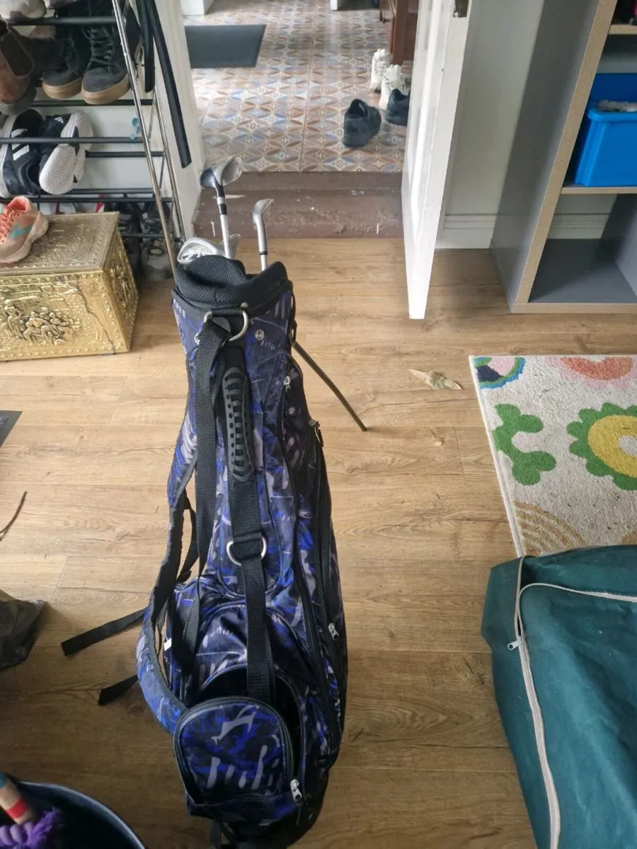 Golfbag and clubs - Image 2