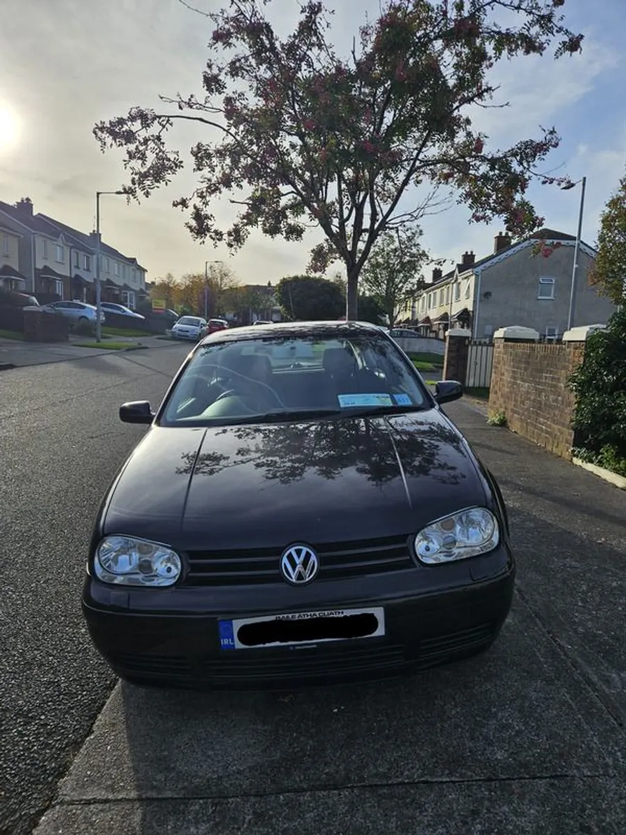 2001 Volkswagen Golf - Image 1