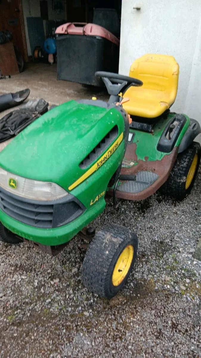 John Deere, Hydrostatic, breaking for parts - Image 2