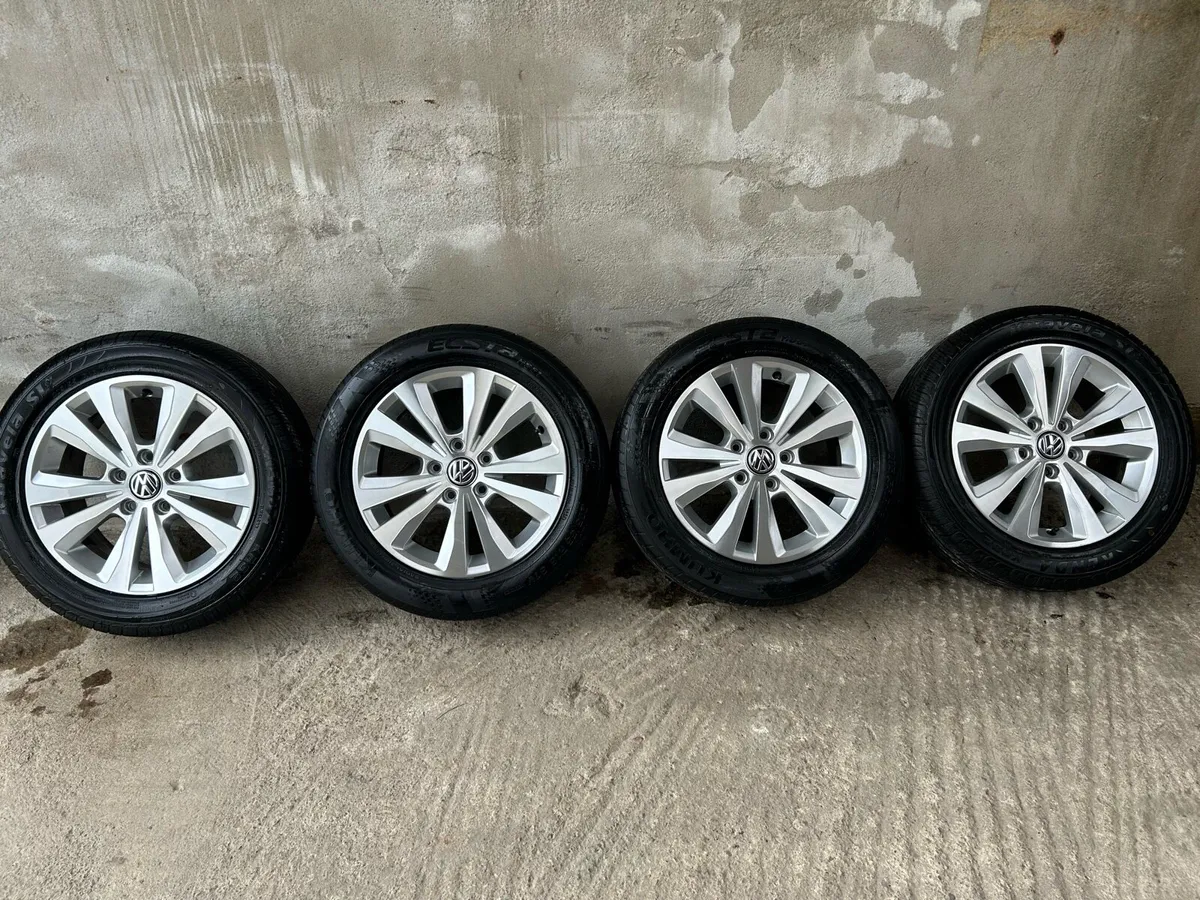 16” VOLKSWAGEN GOLF ALLOY WHEELS & TYRES - Image 2